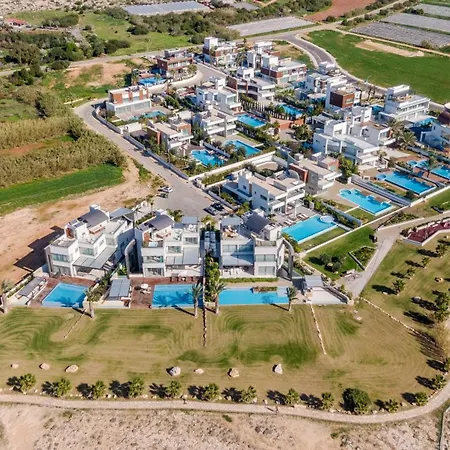 Vivo Mare Beachfront - Seashell Villa