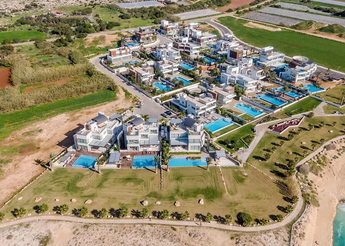 Vivo Mare Beachfront - Seashell Vila