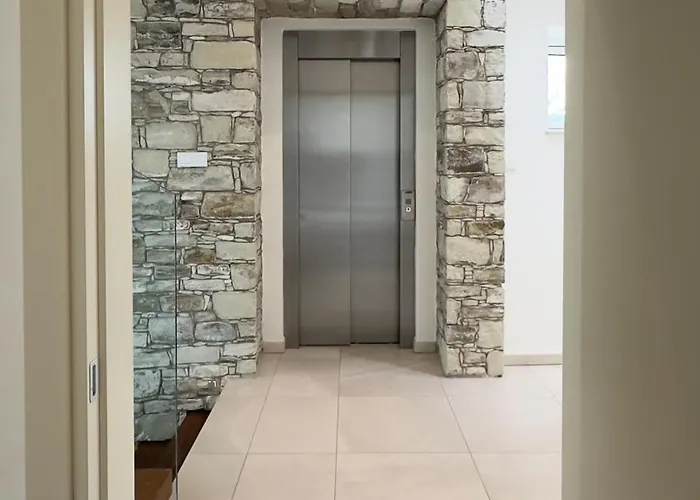 Vivo Mare Beachfront - Seashell Villa